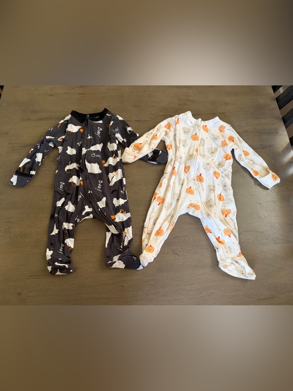 Old Navy 2pc Halloween One-Piece Footed Pajama Sleeper Pumpkin Ghost Dog